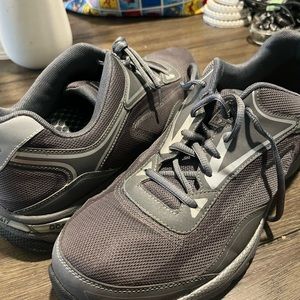 Abeo 24/7  men’s shoes size 11.5 . Great condition.